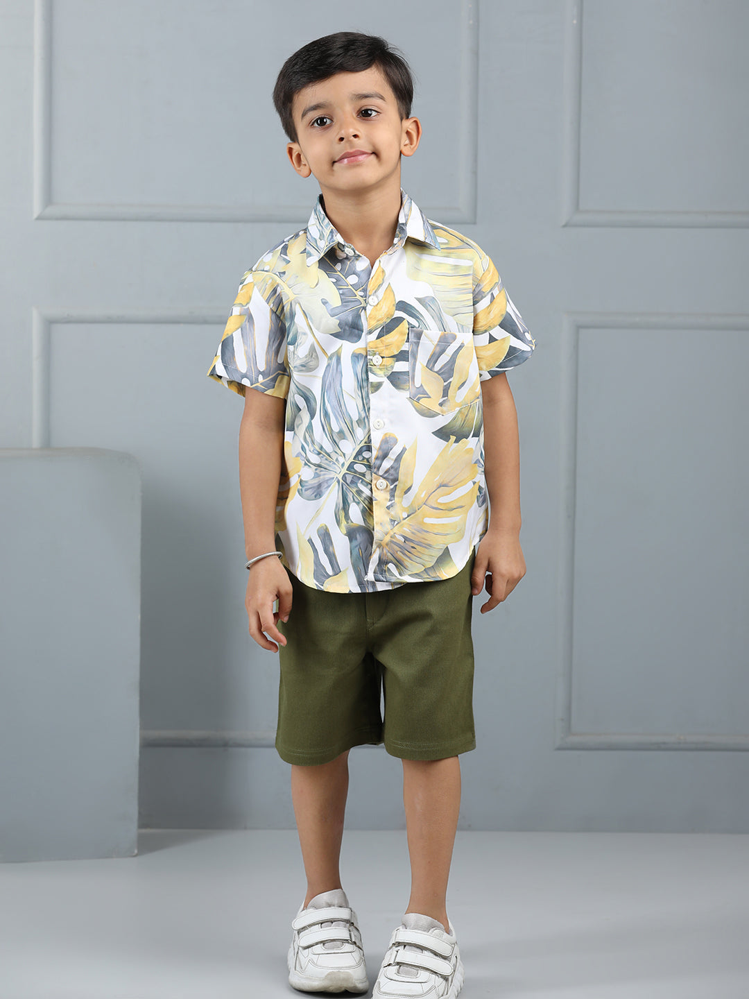 Boys Leaf Print Half-Sleeve Shirt & Bottom Set – Trendy Casual Wear - Pure, Chemical-Free Kidswear
