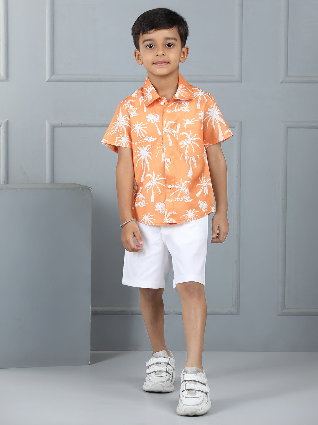 Boys Leaf Print Half-Sleeve Shirt & Bottom Set – Trendy Casual Wear - Pure, Chemical-Free Kidswear