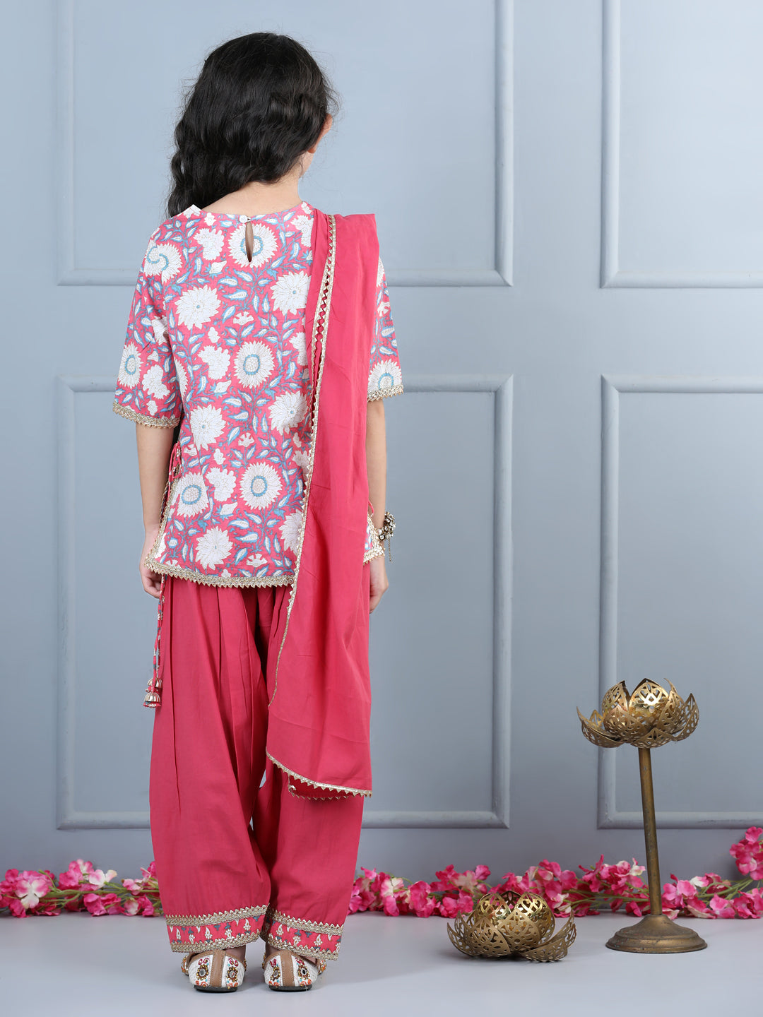 Aww Hunnie Girls Peach Jaipuri Cotton Kurta Salwar Set β Premium Festive Ensemble
